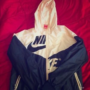 Nike Womens sportswear jacket